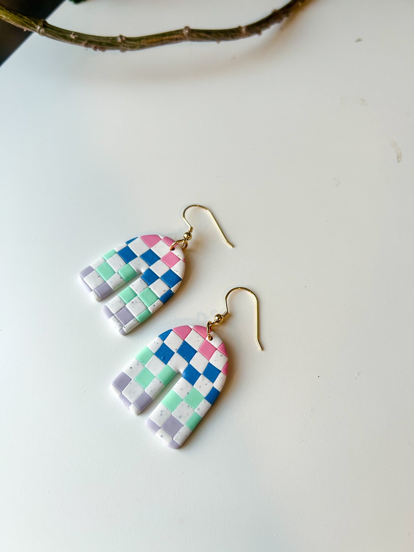 Rainbow Checker Arches