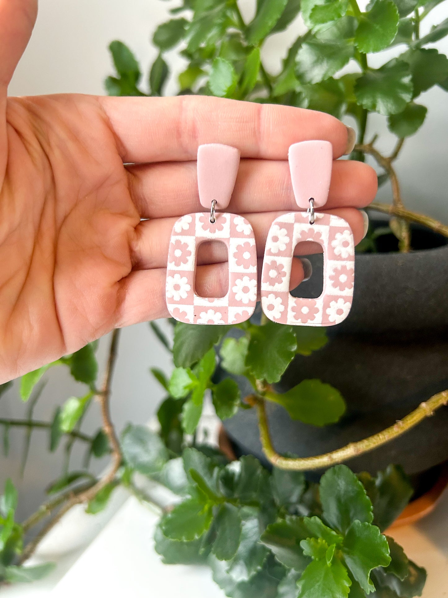 Mauve Retro Flower Donut Dangles