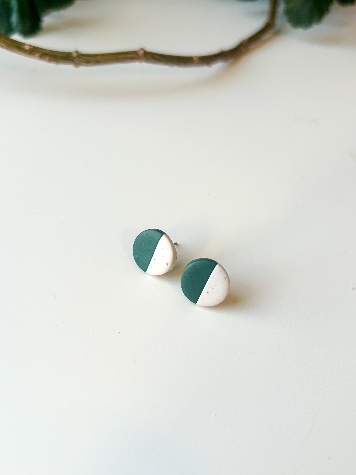 1/2 Green and White Studs