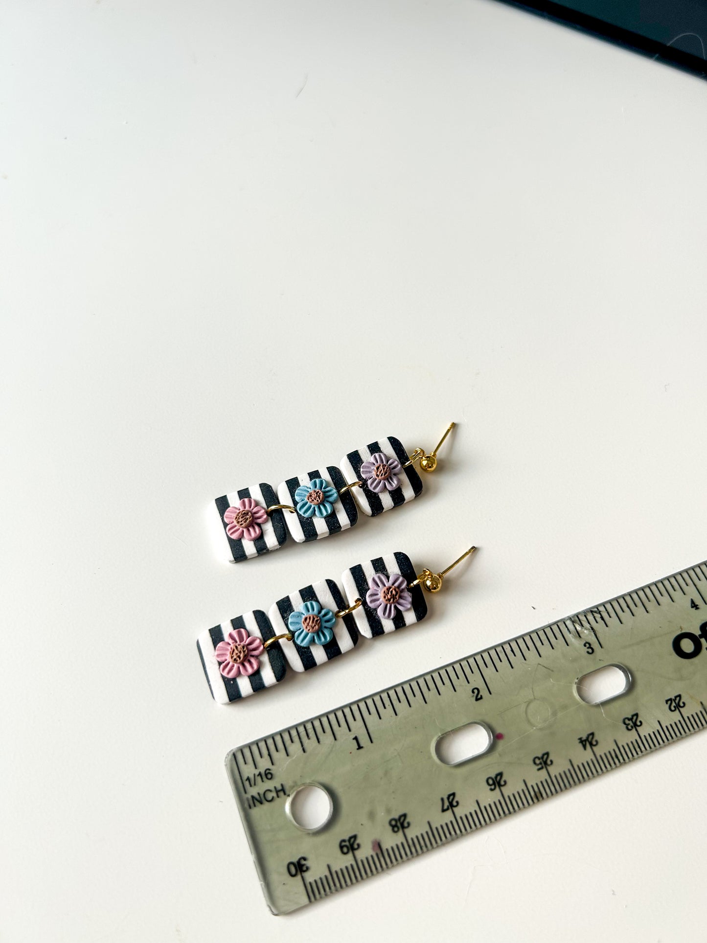 Striped Triple Flower Dangles