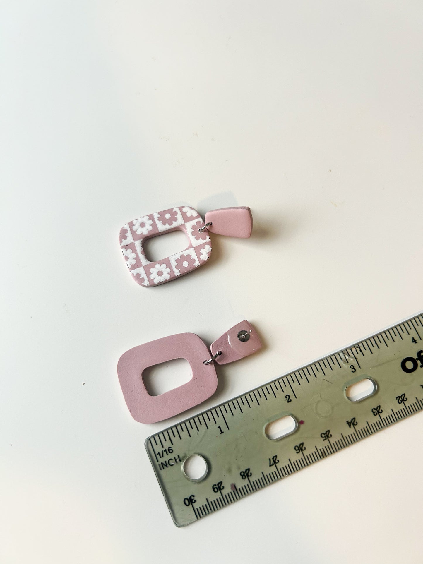 Mauve Retro Flower Donut Dangles