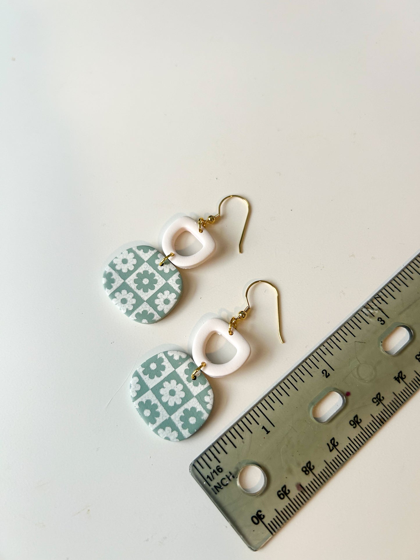 Green Retro Flower 70s Dangles