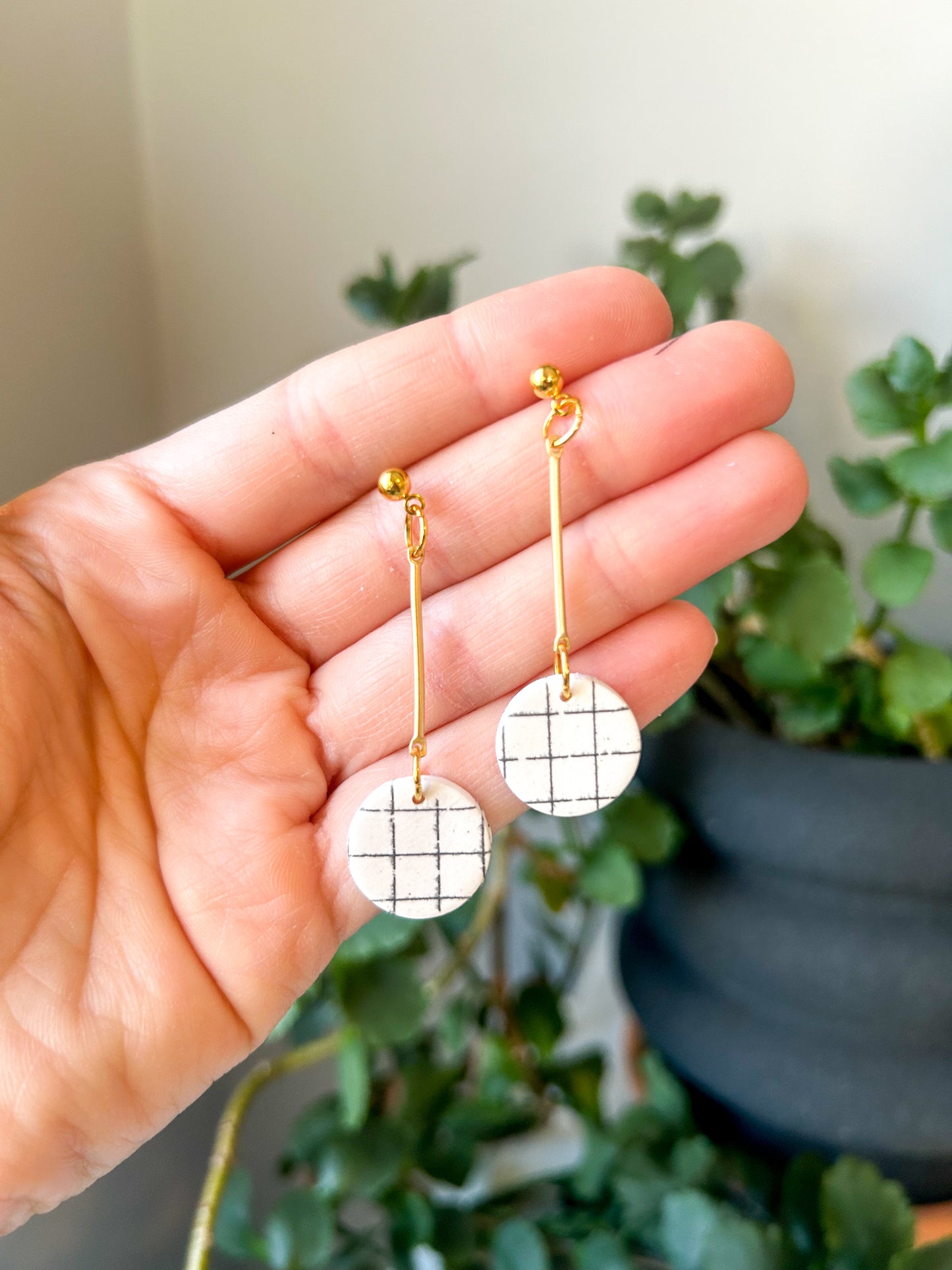 Grid Long Drop Dangles