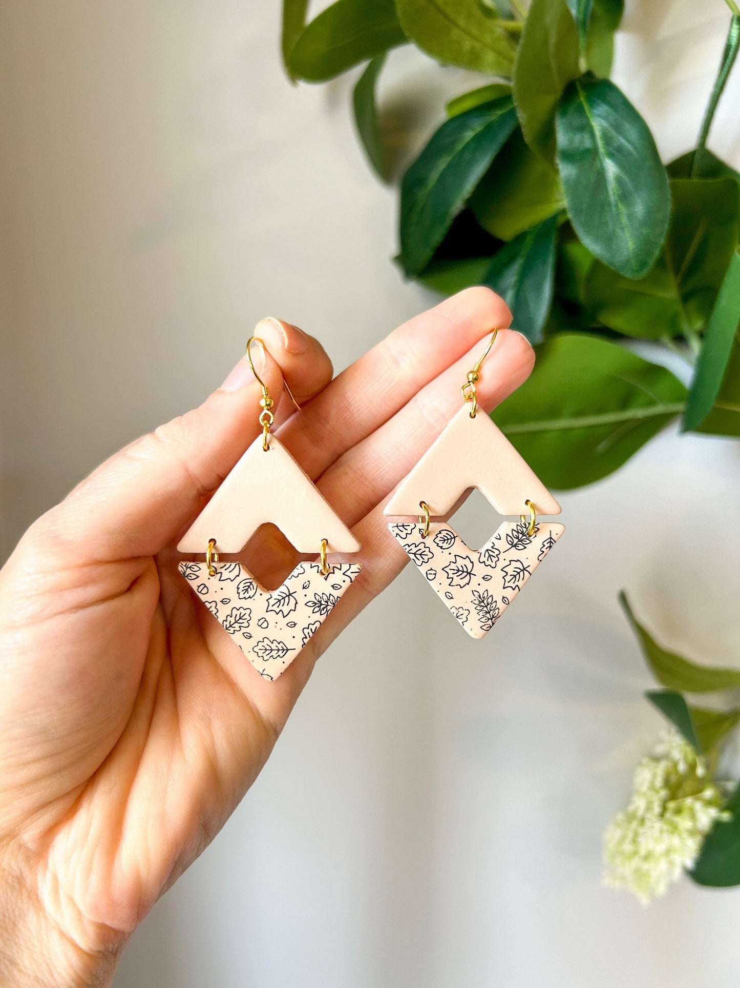 Leaf Pattern Diamond Dangles