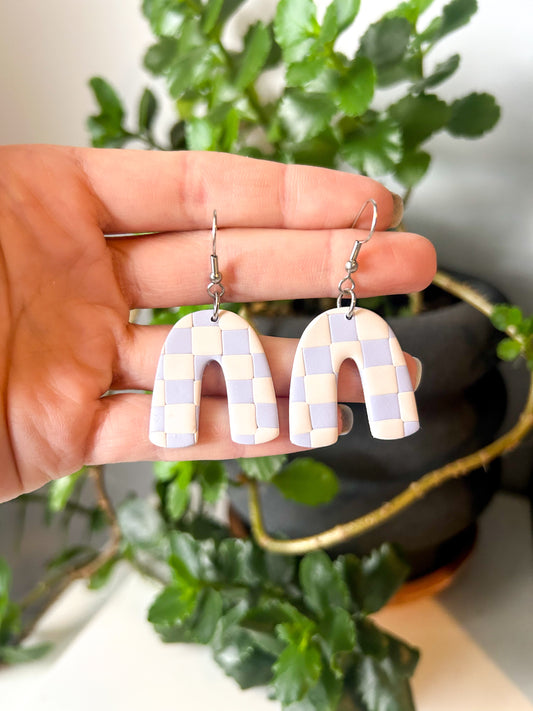 Cream and Periwinkle Checker Arches