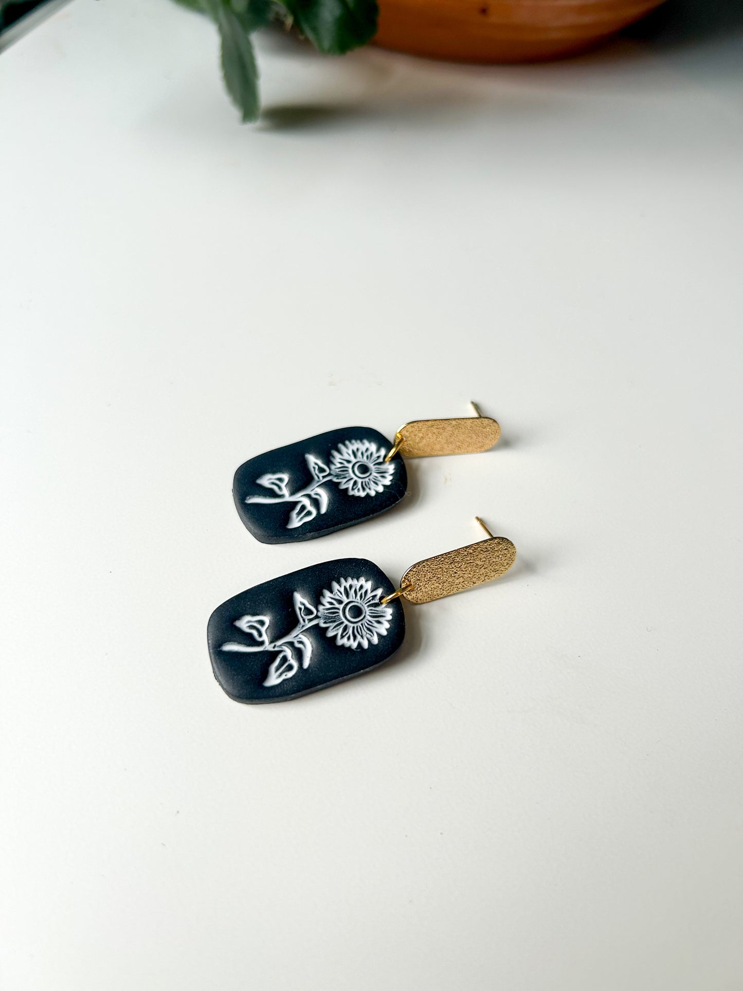 Black and White Sunflower Stamp Dangles