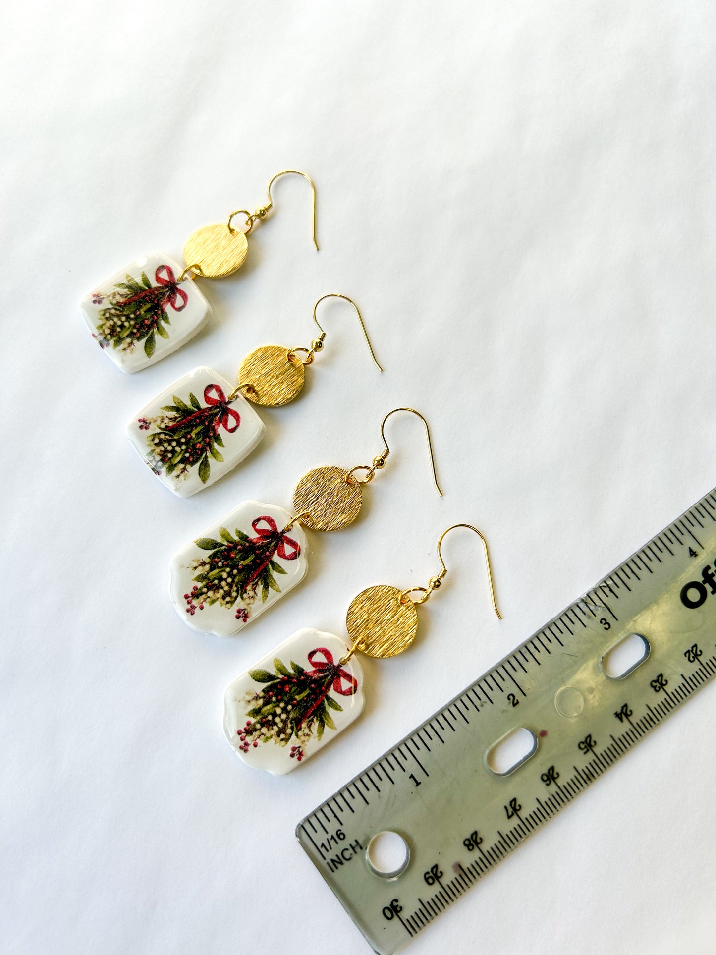 Boughs of Holly Dangles