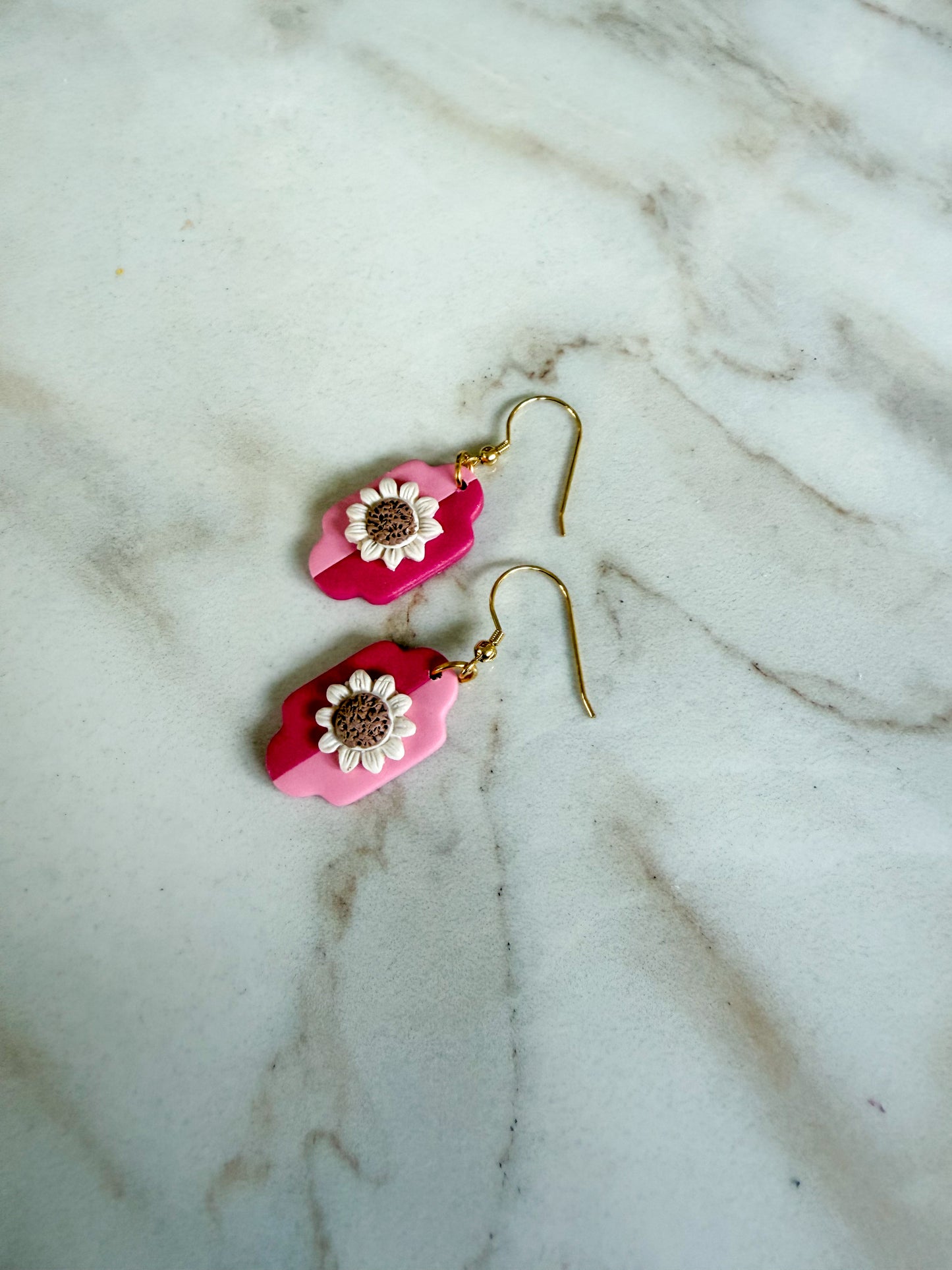 Pink stripe daisy dangles