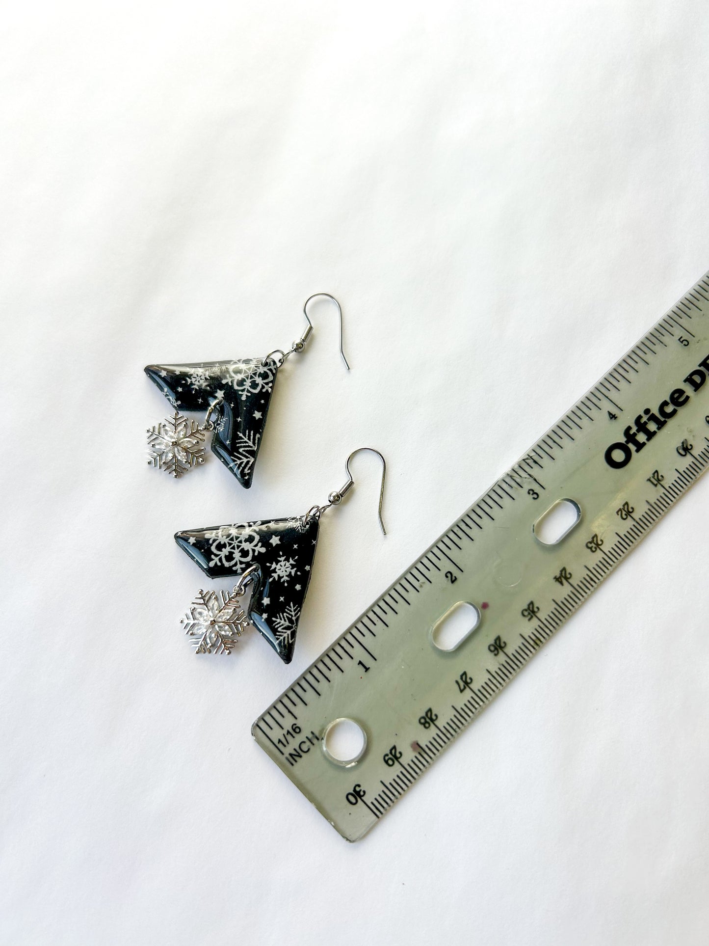Snowflake Amelia Dangles