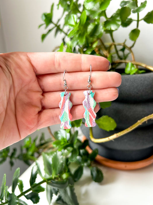 Tie Dye Squiggle Rod Dangles